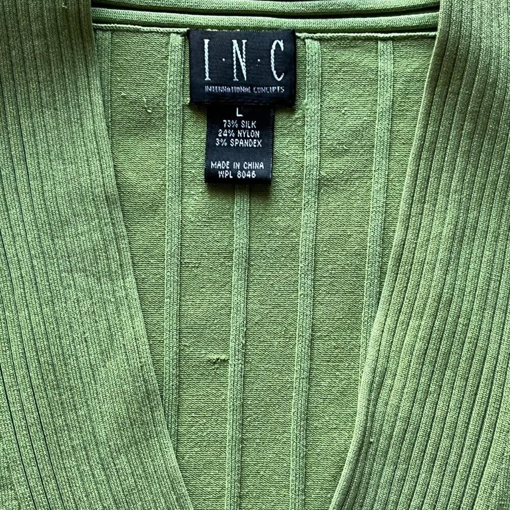 INC Blouse Womens Large Silk Green Ribbed Long Sleeve V-neck Grunge Y2K Top - Picture 2 of 8